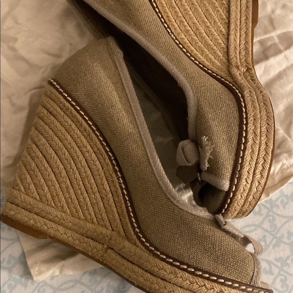 Used - Picture 3 of 3